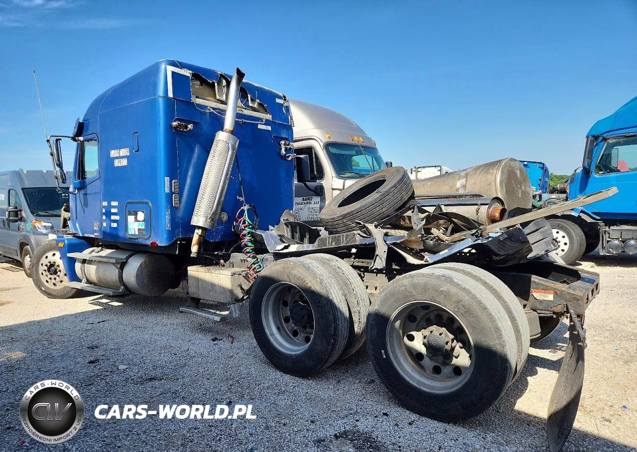 2007 Freightliner Columbia 120 Semi Truck VIN:1FUJA6CK07LW82946 - 3