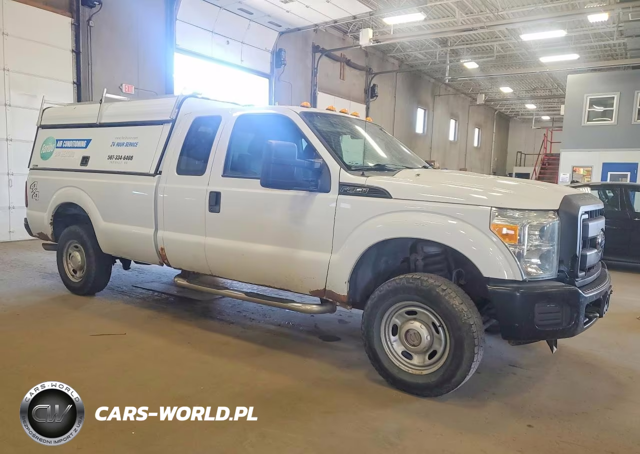 2015 Ford F250 Super Duty VIN:1FT7X2B63FEB53023 - 4