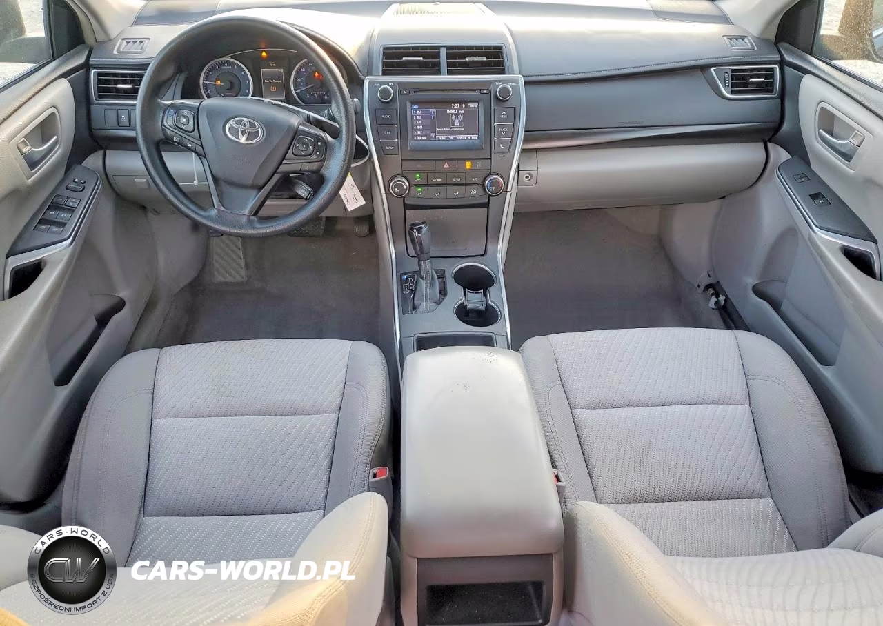 2016 Toyota Camry Le VIN:4T4BF1FK8GR516682 - 8