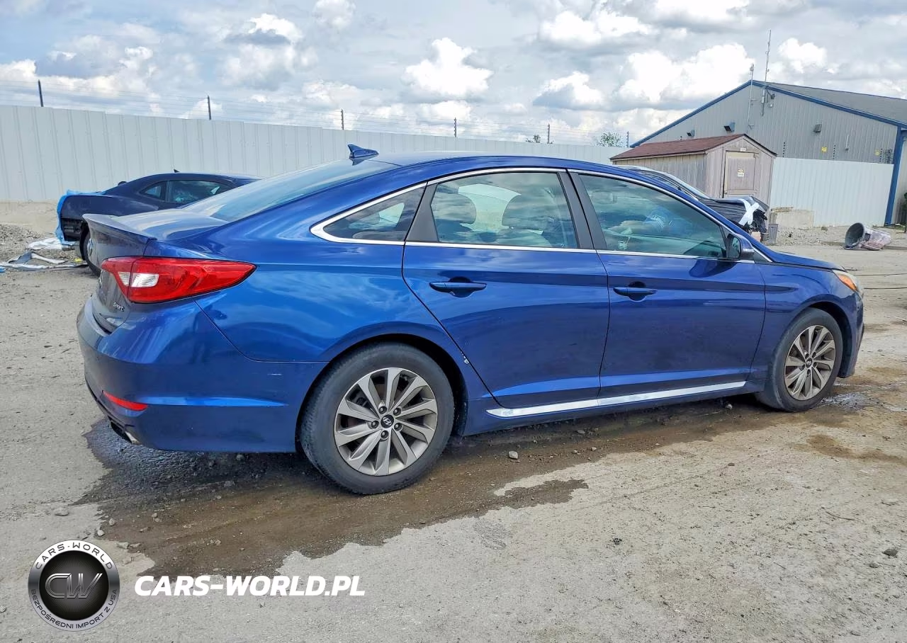 2015 Hyundai Sonata Sport VIN:5NPE34AF6FH217247 - 3