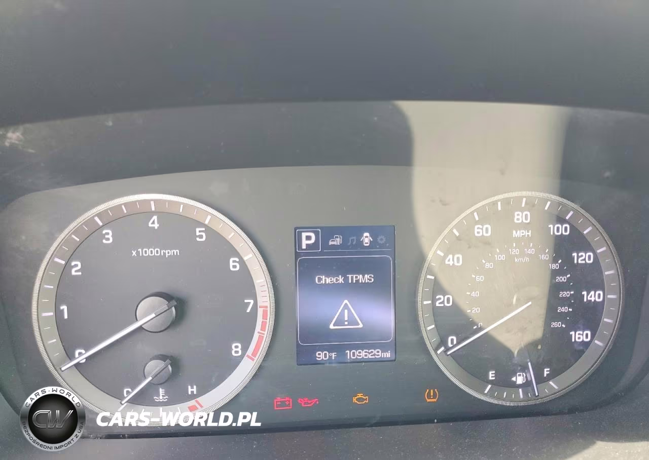 2015 Hyundai Sonata Sport VIN:5NPE34AF6FH217247 - 9