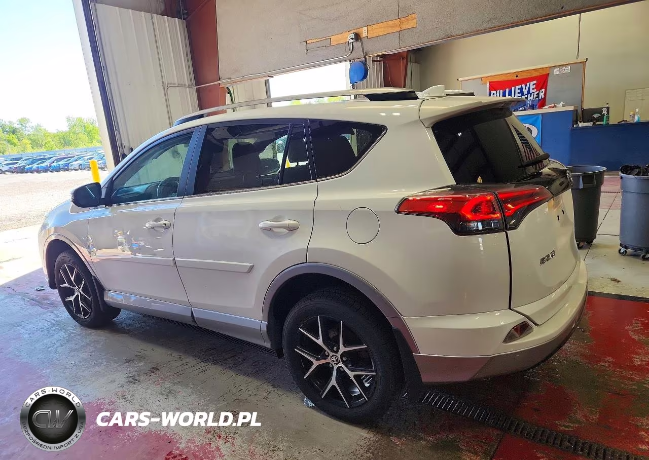 2018 Toyota Rav4 Se VIN:2T3JFREV9JW812583 - 2