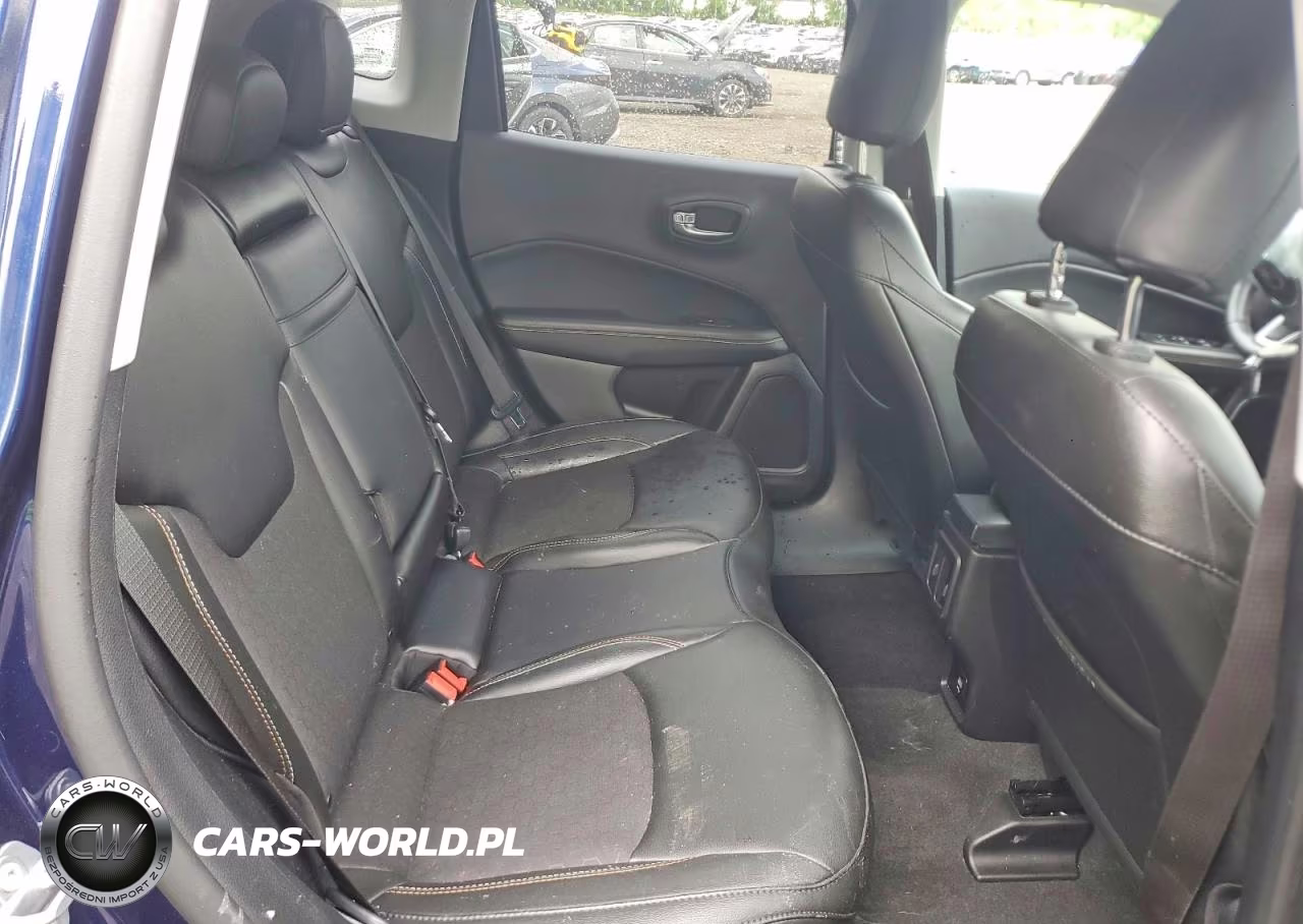 2020 Jeep Compass Latitude VIN:3C4NJDBB9LT155288 - 11
