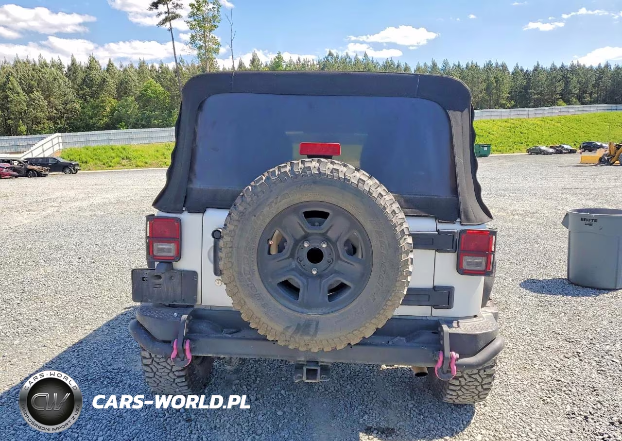 2018 Jeep Wrangler Unlimited Sport VIN:1C4BJWDG2JL842287 - 6