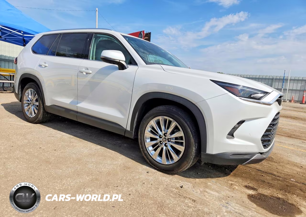 2024 Toyota Grand Highlander Platinum VIN:5TDAAAB51RS042705 - 4