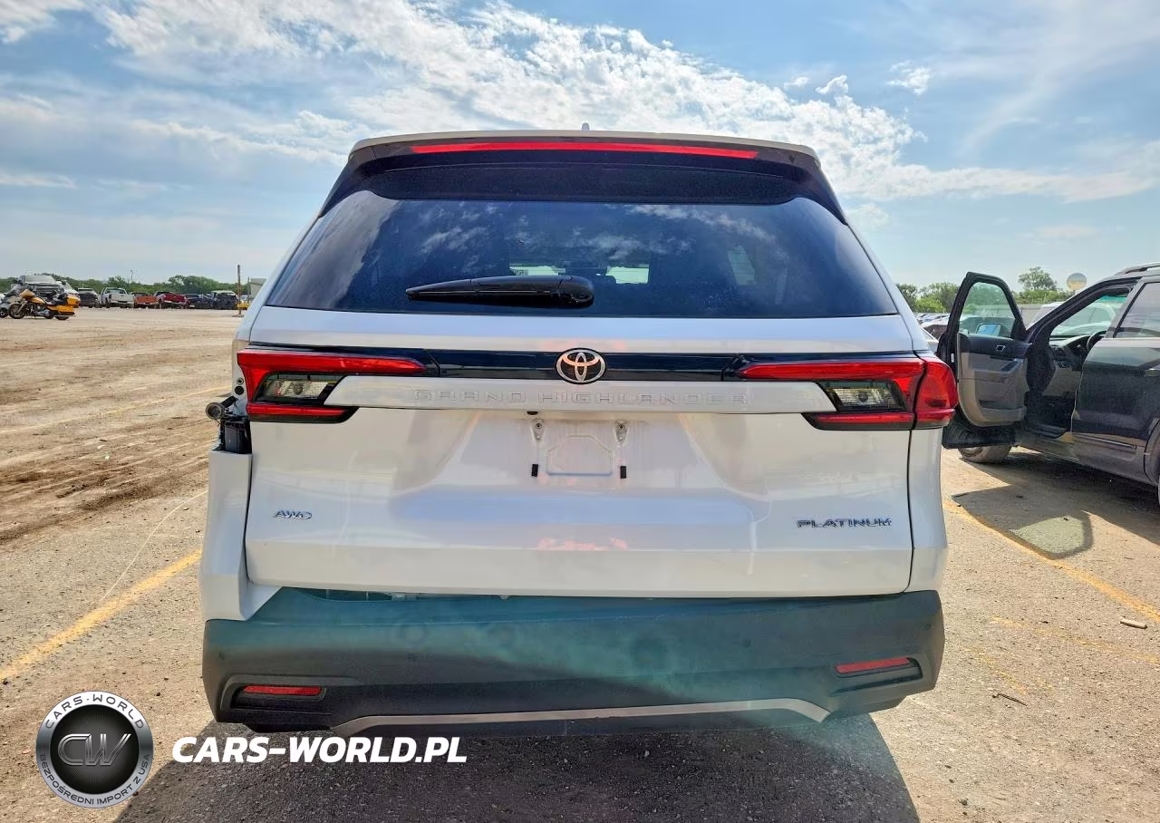 2024 Toyota Grand Highlander Platinum VIN:5TDAAAB51RS042705 - 6