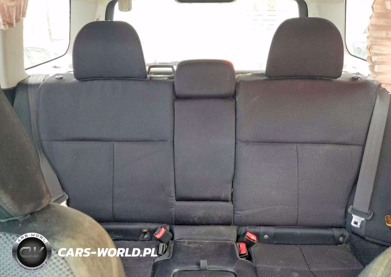 2011 Subaru Forester VIN:JF2SHADC0BH705432 - 10
