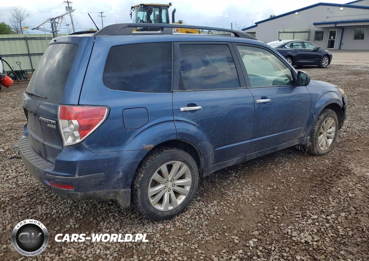 2011 Subaru Forester VIN:JF2SHADC0BH705432 - 3