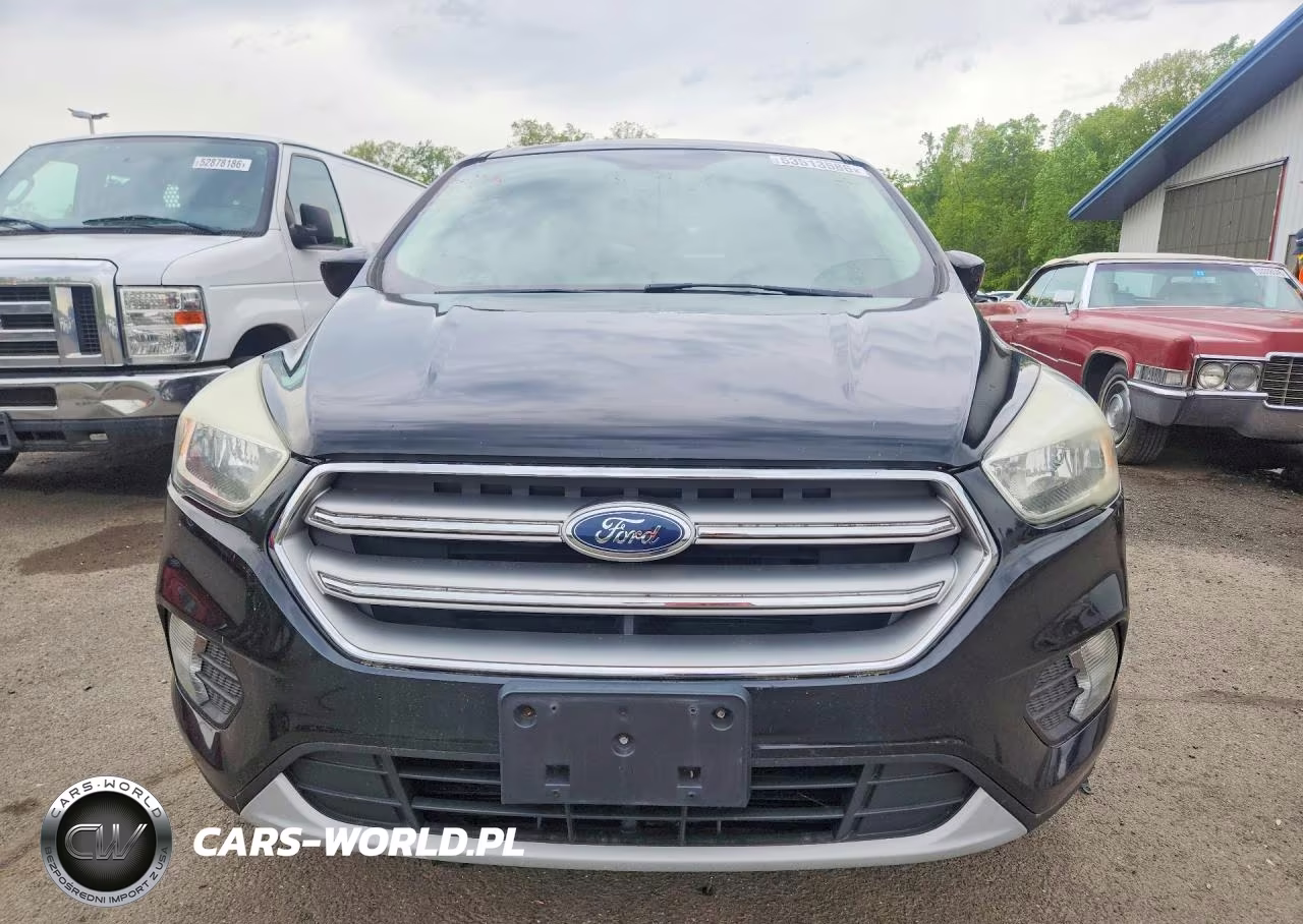 2017 Ford Escape Se VIN:1FMCU9GDXHUC32829 - 5