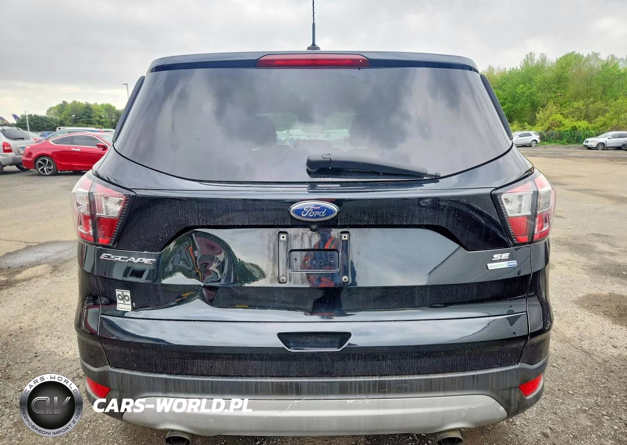 2017 Ford Escape Se VIN:1FMCU9GDXHUC32829 - 6