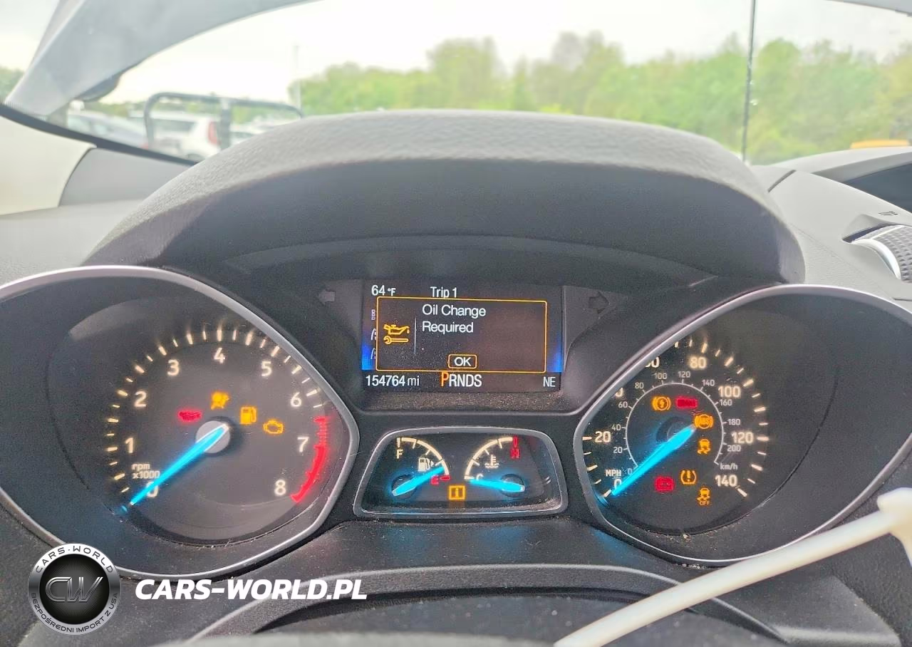 2017 Ford Escape Se VIN:1FMCU9GDXHUC32829 - 9