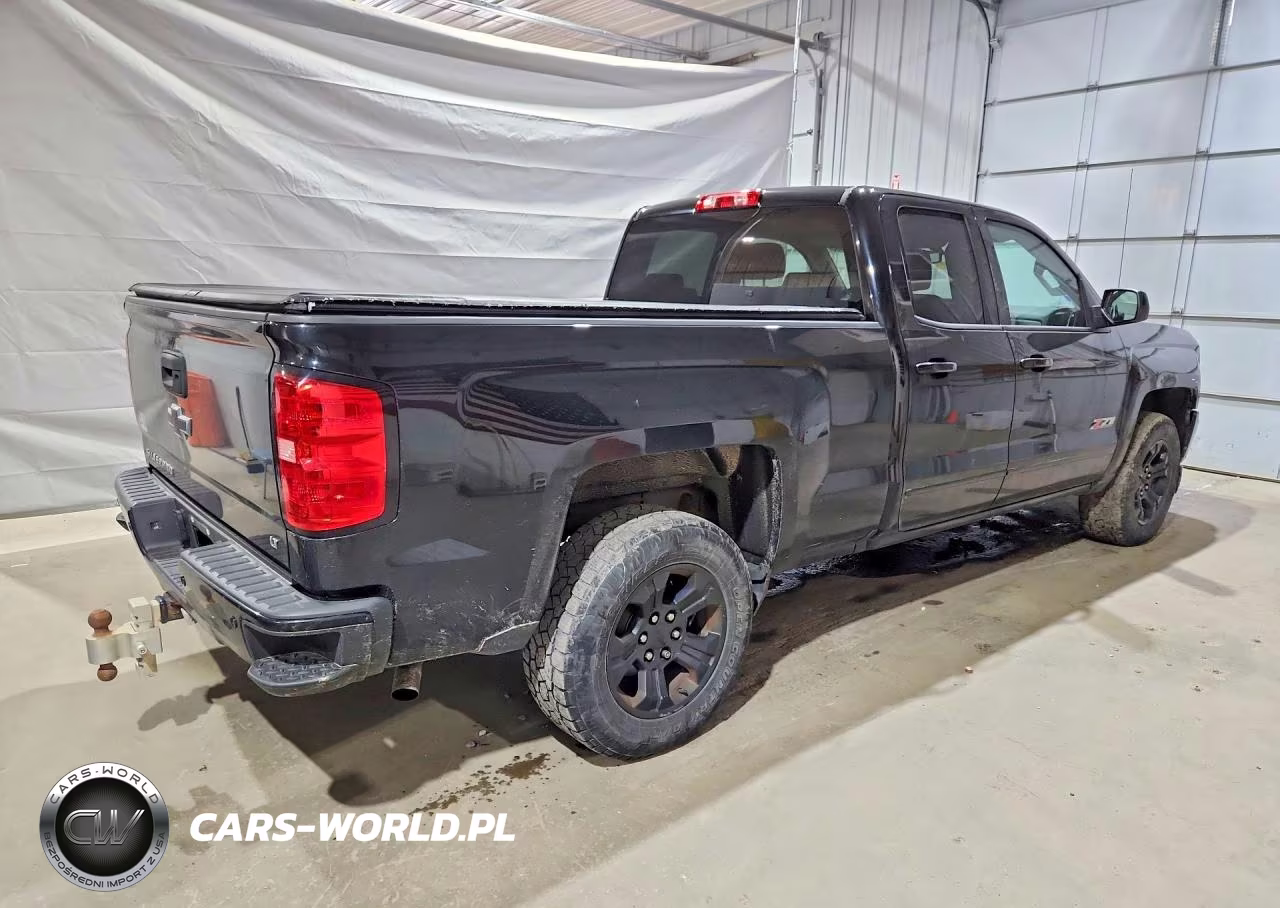 2018 Chevrolet Silverado K1500 Lt VIN:1GCVKREC5JZ219279 - 3