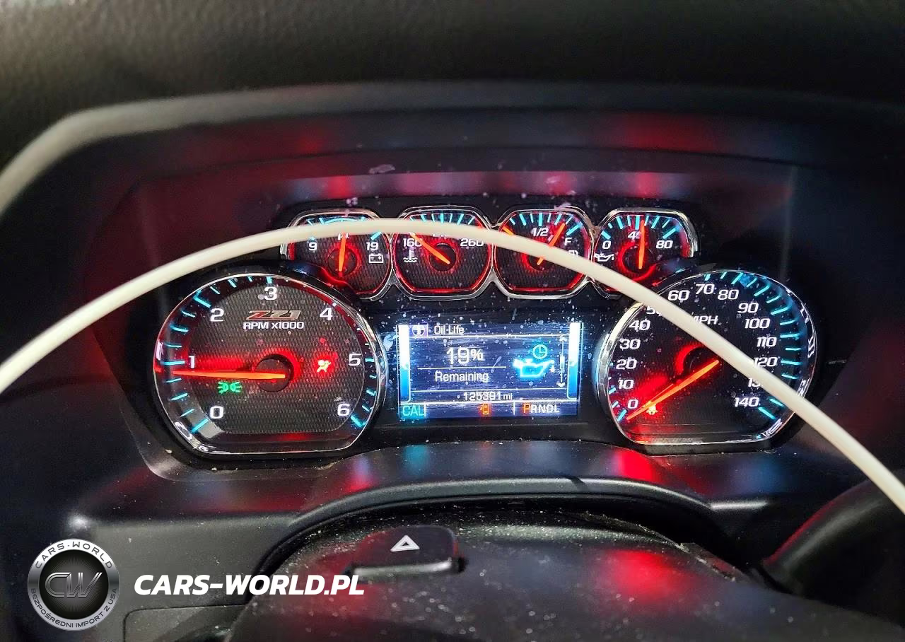 2018 Chevrolet Silverado K1500 Lt VIN:1GCVKREC5JZ219279 - 9