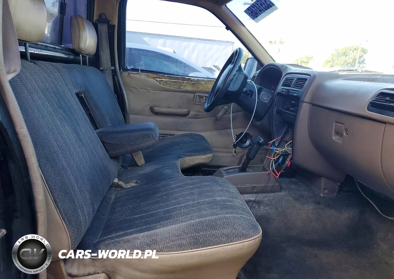 1997 Nissan Truck Base VIN:1N6SD11S6VC338542 - 10