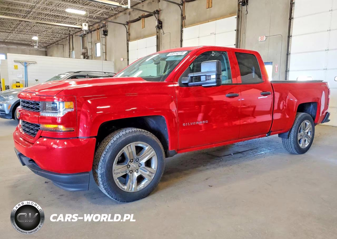 2016 Chevrolet Silverado K1500 Custom