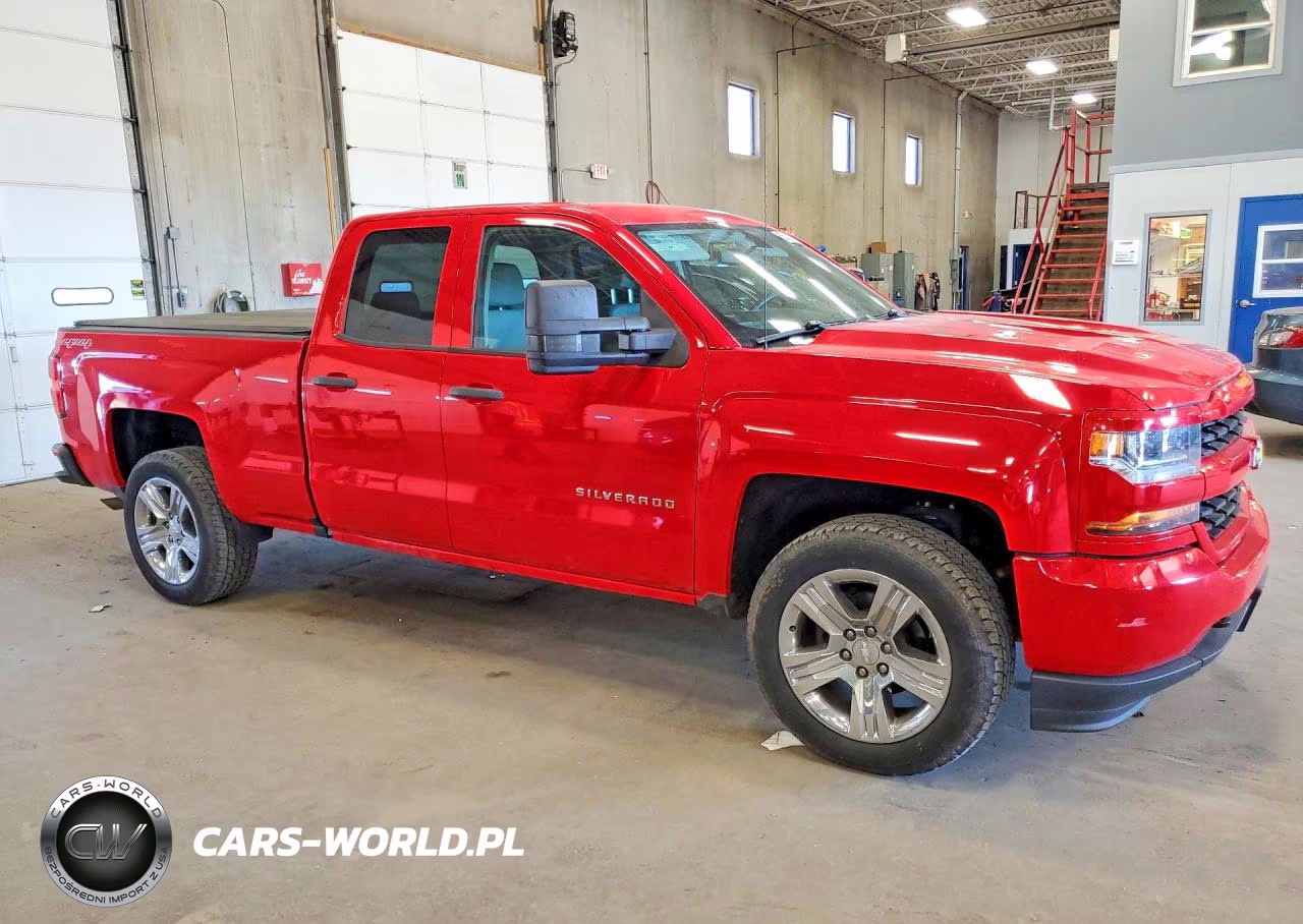 2016 Chevrolet Silverado K1500 Custom VIN:1GCVKPEC5GZ275185 - 4