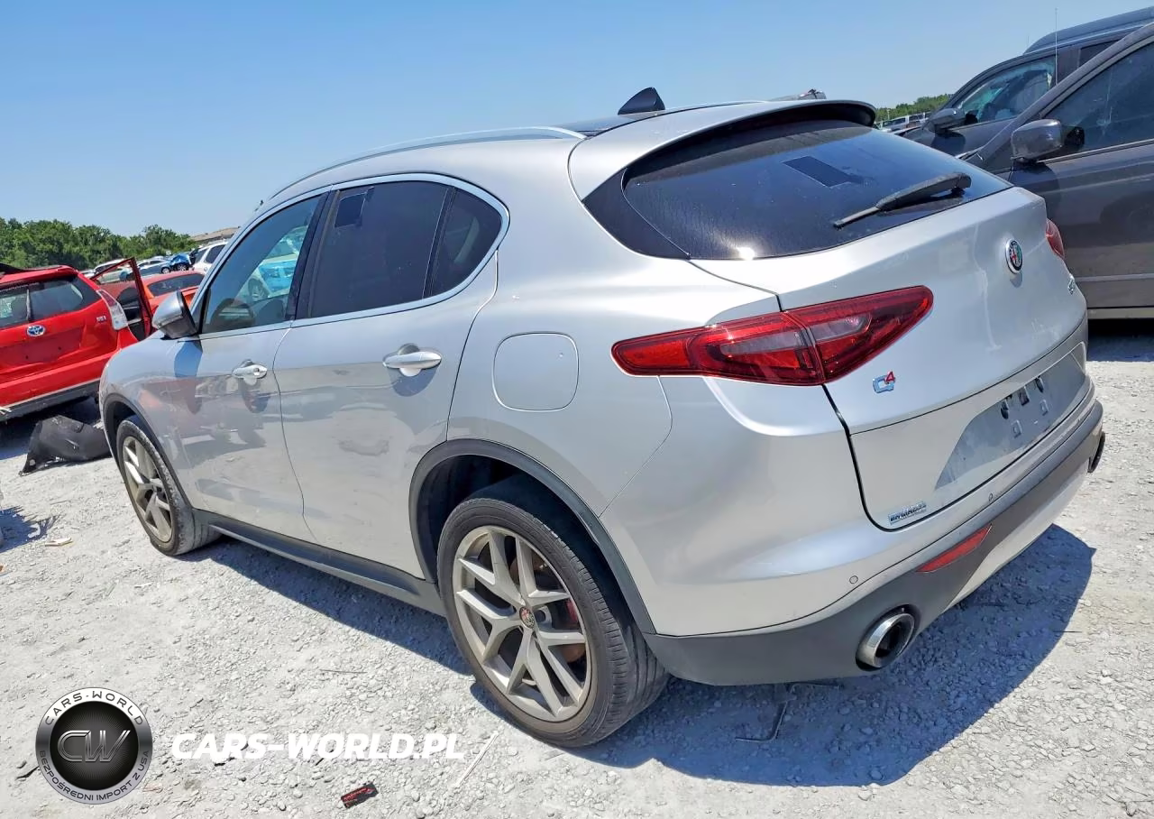 2018 Alfa Romeo Stelvio VIN:ZASFAKAN4J7B74800 - 2