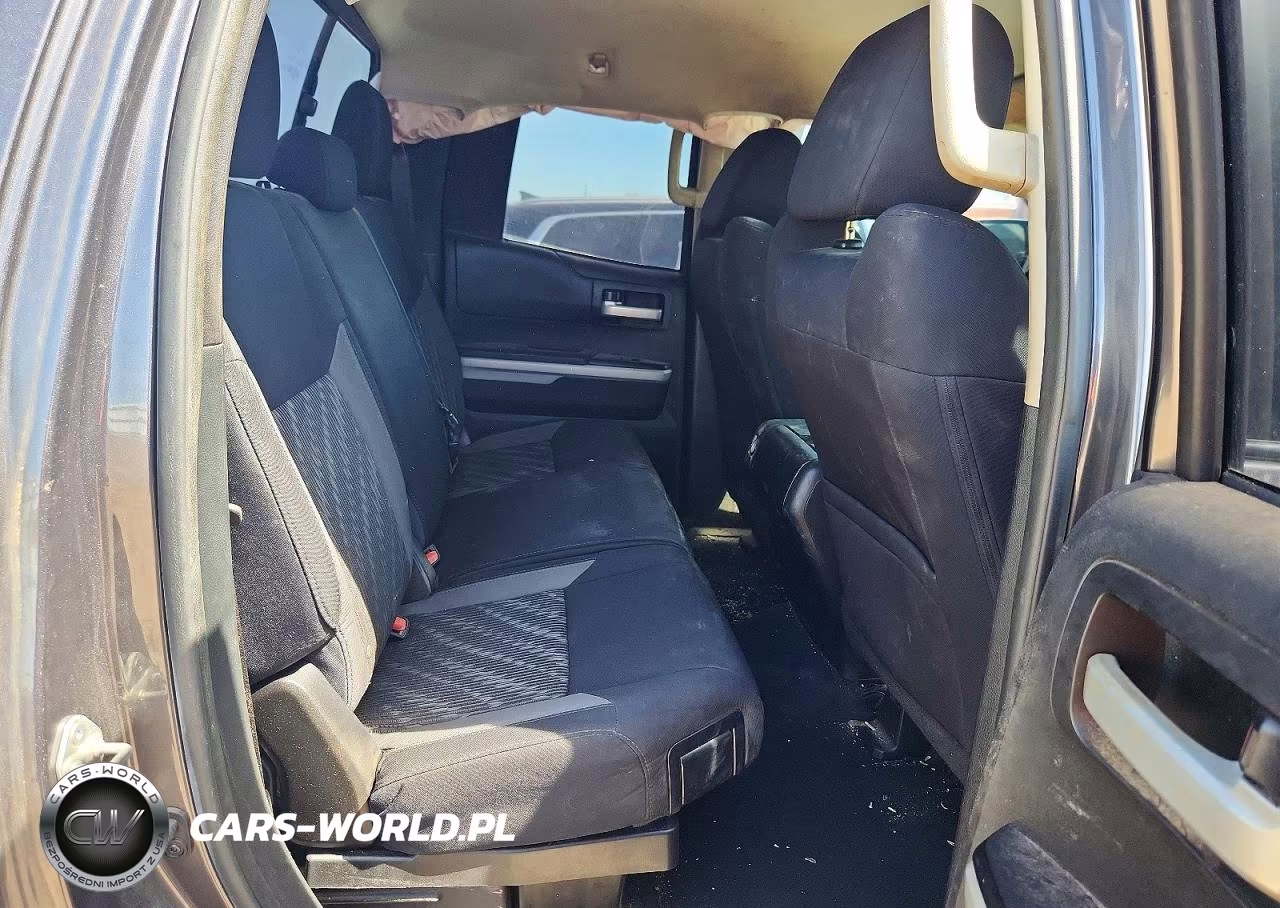 2019 Toyota Tundra Sr5 VIN:5TFUW5F13KX777621 - 10
