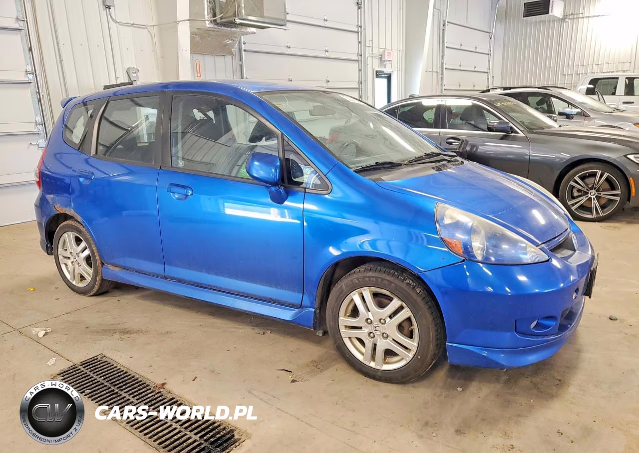 2008 Honda Fit Sport VIN:JHMGD37608S065184 - 4