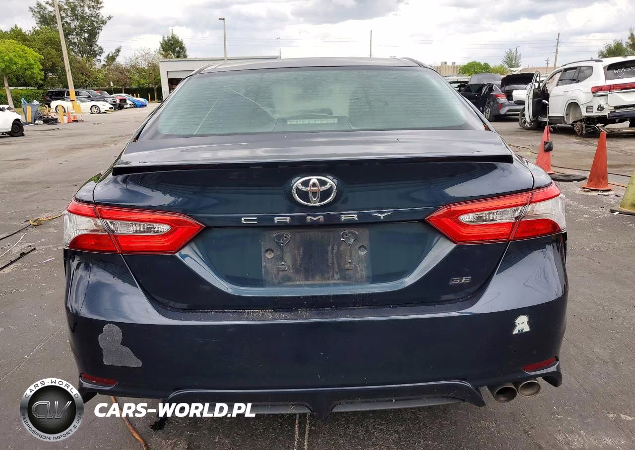2018 Toyota Camry Se VIN:4T1B11HK8JU643266 - 6
