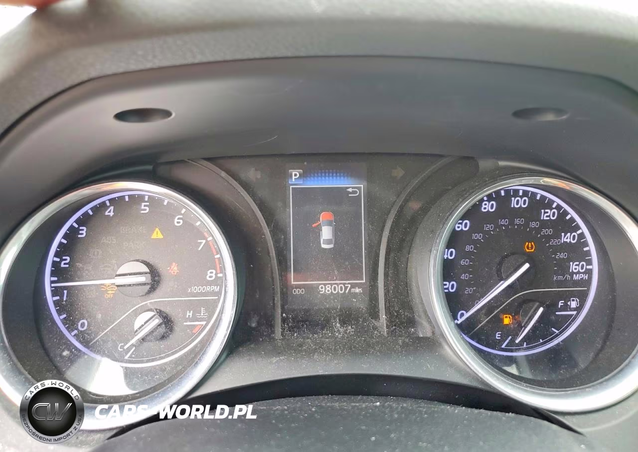 2018 Toyota Camry Se VIN:4T1B11HK8JU643266 - 9