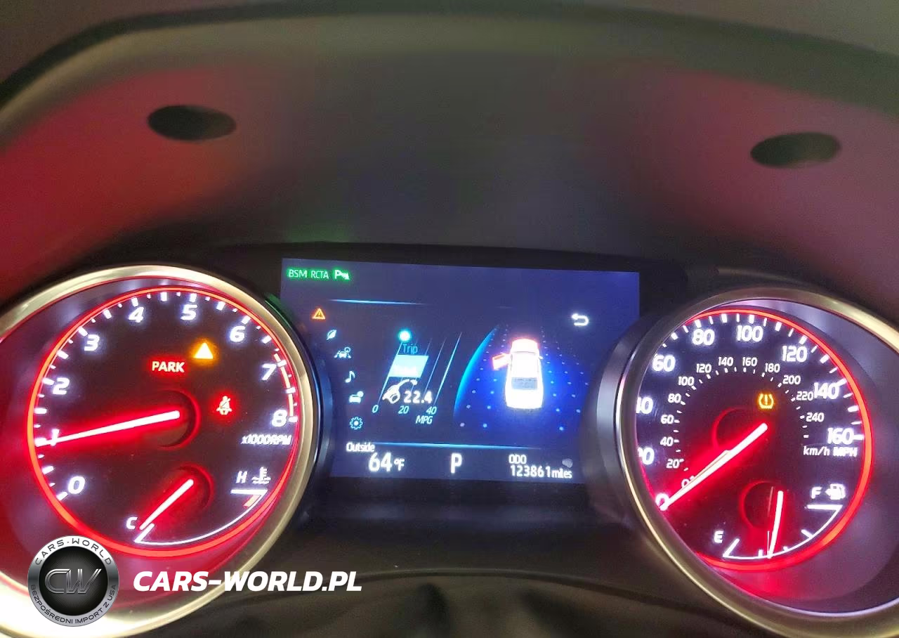 2018 Toyota Camry Xse VIN:4T1B61HK0JU052690 - 9