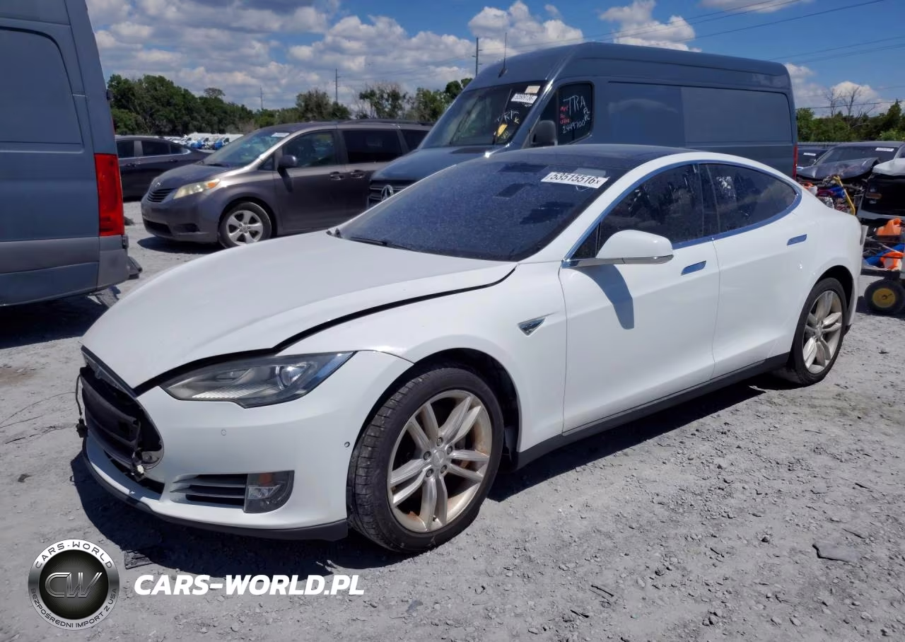 2014 Tesla Model S