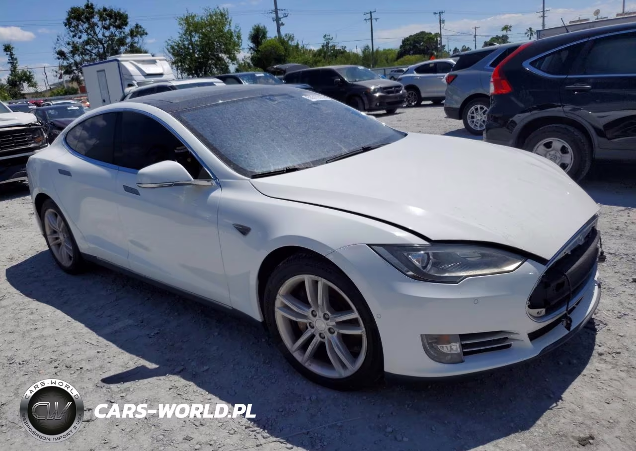 2014 Tesla Model S VIN:5YJSA1S13EFP65505 - 4