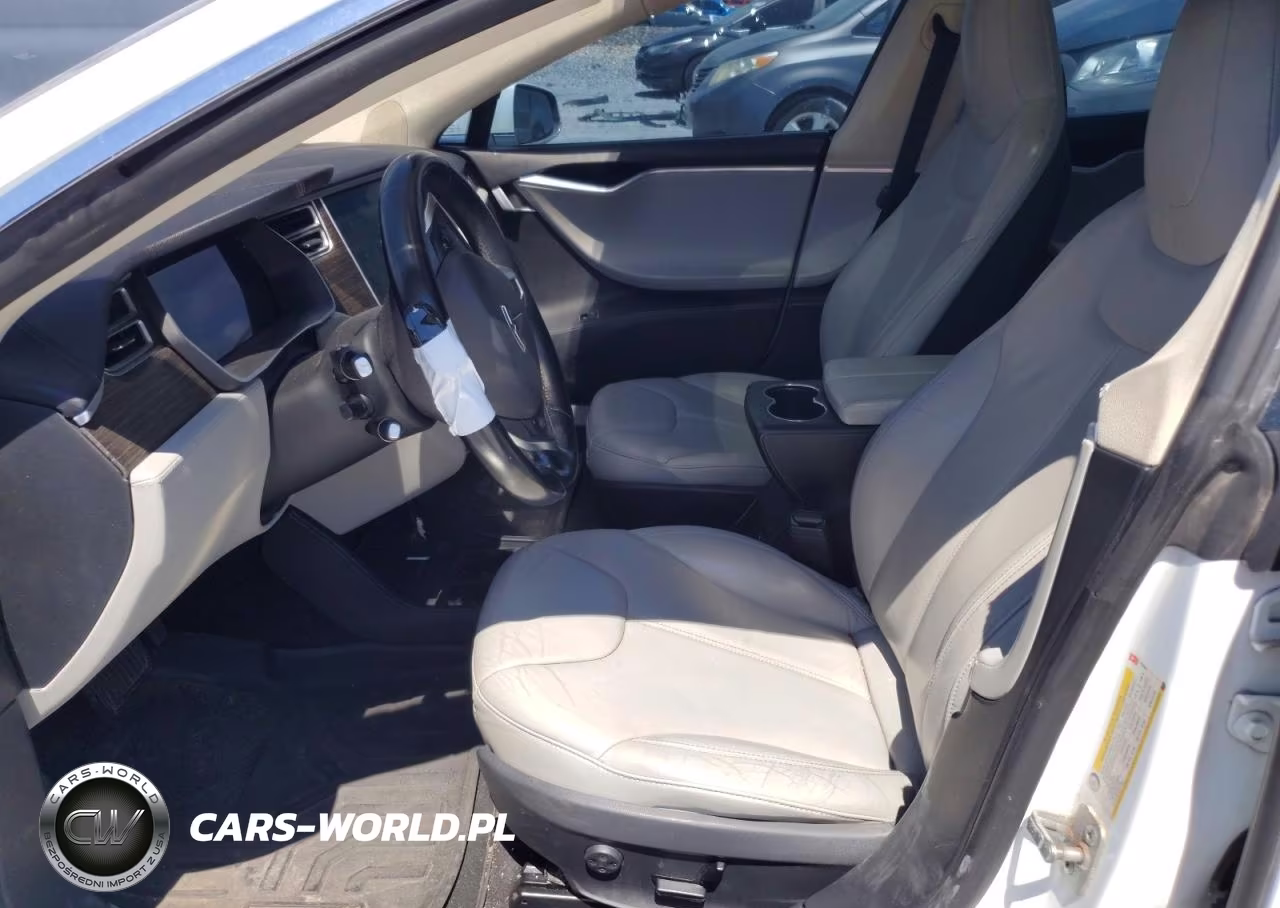 2014 Tesla Model S VIN:5YJSA1S13EFP65505 - 7