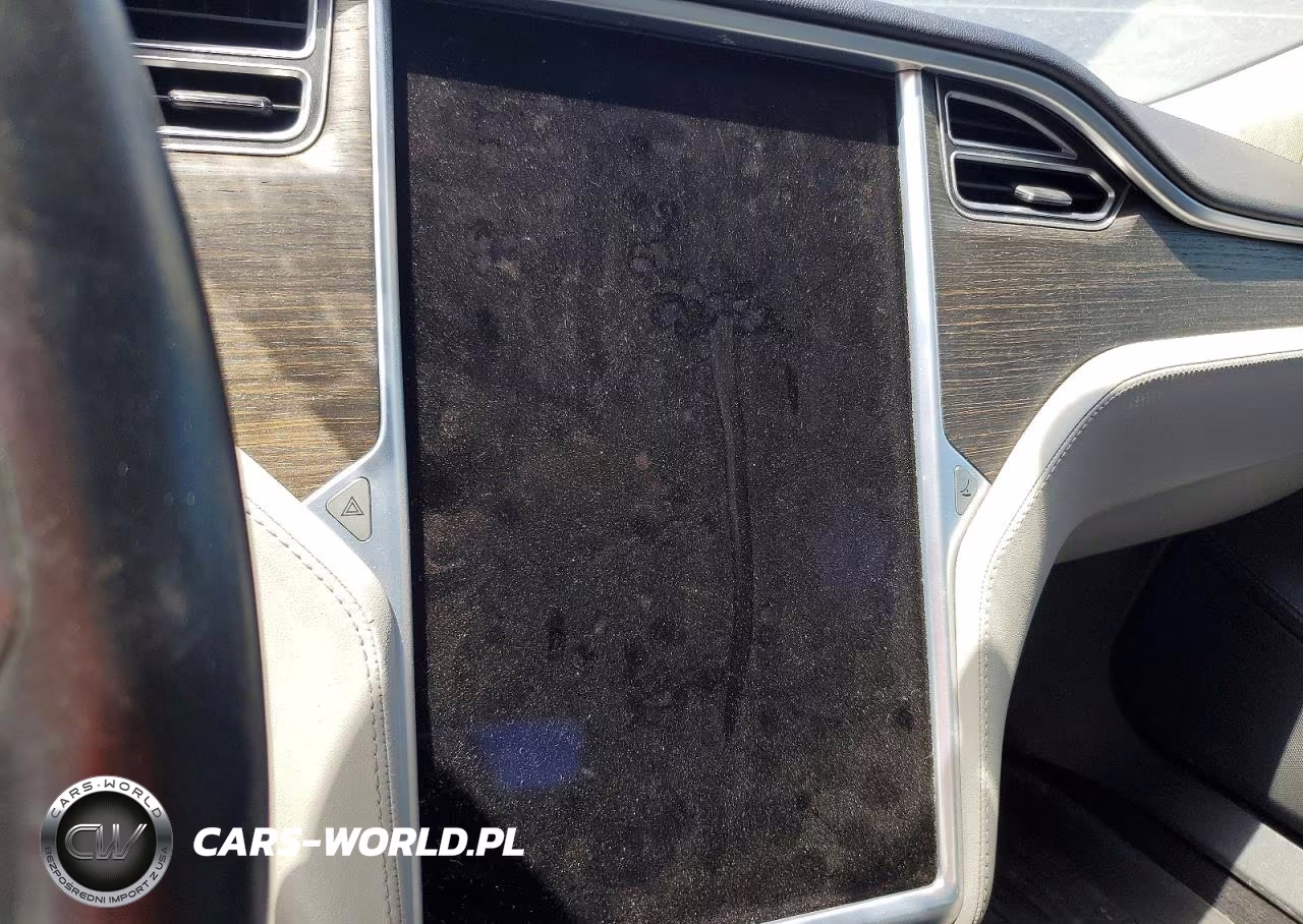 2014 Tesla Model S VIN:5YJSA1S13EFP65505 - 9
