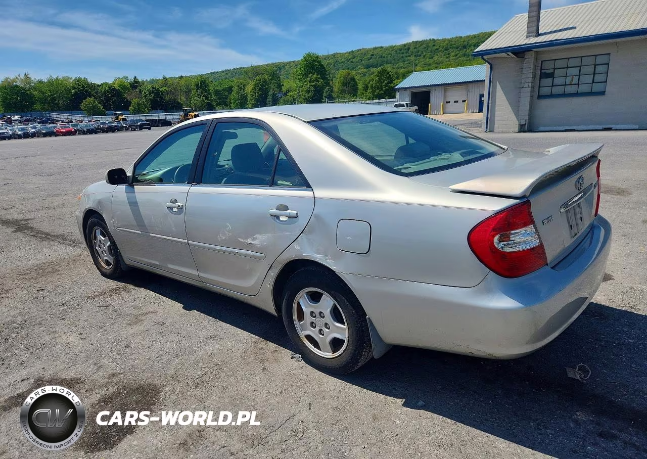 2004 Toyota Camry Le VIN:4T1BE32K94U929902 - 2