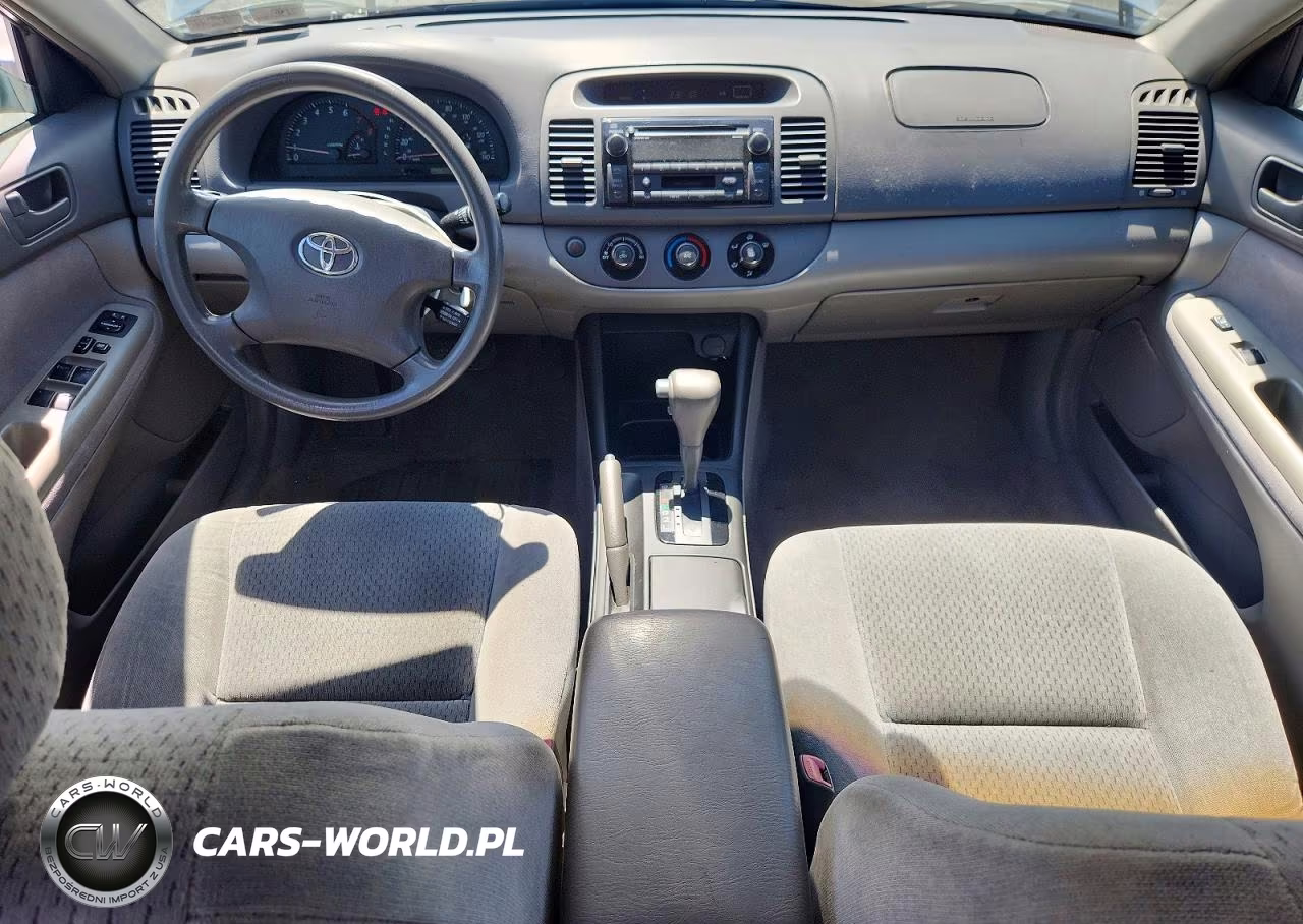 2004 Toyota Camry Le VIN:4T1BE32K94U929902 - 8