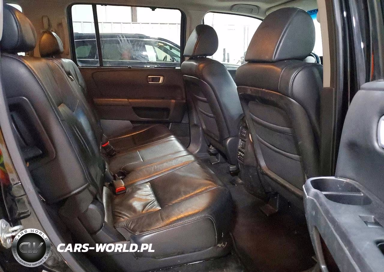 2011 Honda Pilot Touring VIN:5FNYF4H95BB003217 - 11