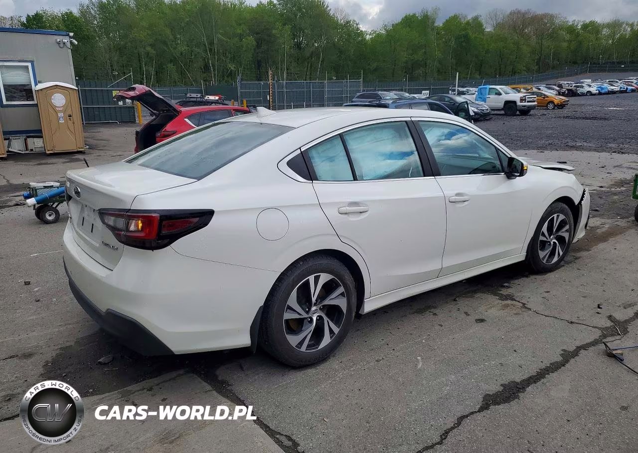 2020 Subaru Legacy Premium VIN:4S3BWAE63L3011913 - 3
