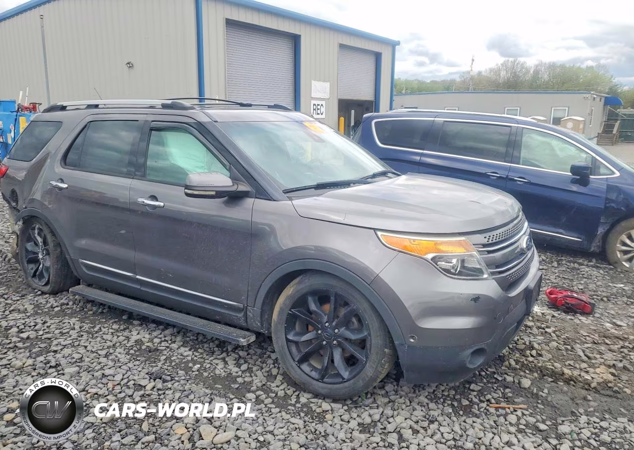 2013 Ford Explorer Limited VIN:1FM5K8F80DGA48893 - 4