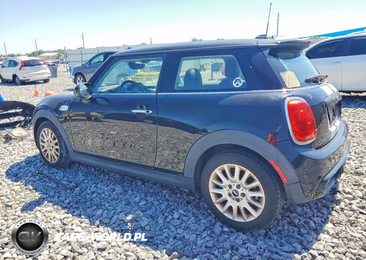 2015 Mini Cooper S VIN:WMWXP7C59F2A60026 - 2