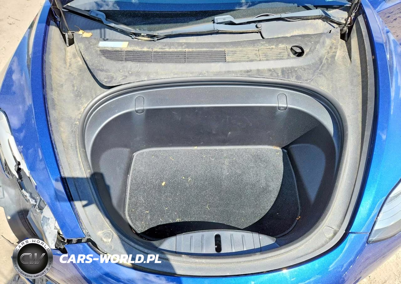 2018 Tesla Model 3 VIN:5YJ3E1EB1JF054134 - 11