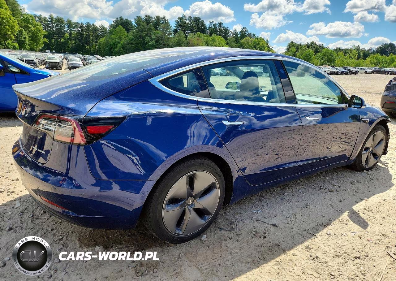 2018 Tesla Model 3 VIN:5YJ3E1EB1JF054134 - 3
