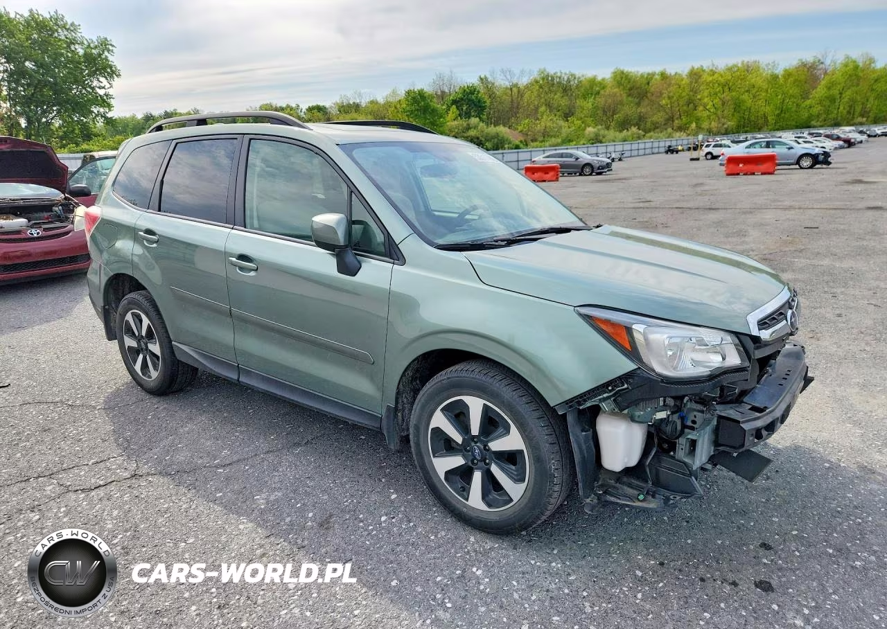2018 Subaru Forester 2.5I Premium VIN:JF2SJAGC8JH491837 - 4