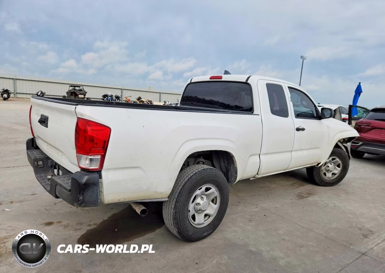 2017 Toyota Tacoma Sr VIN:5TFRX5GN9HX081195 - 3