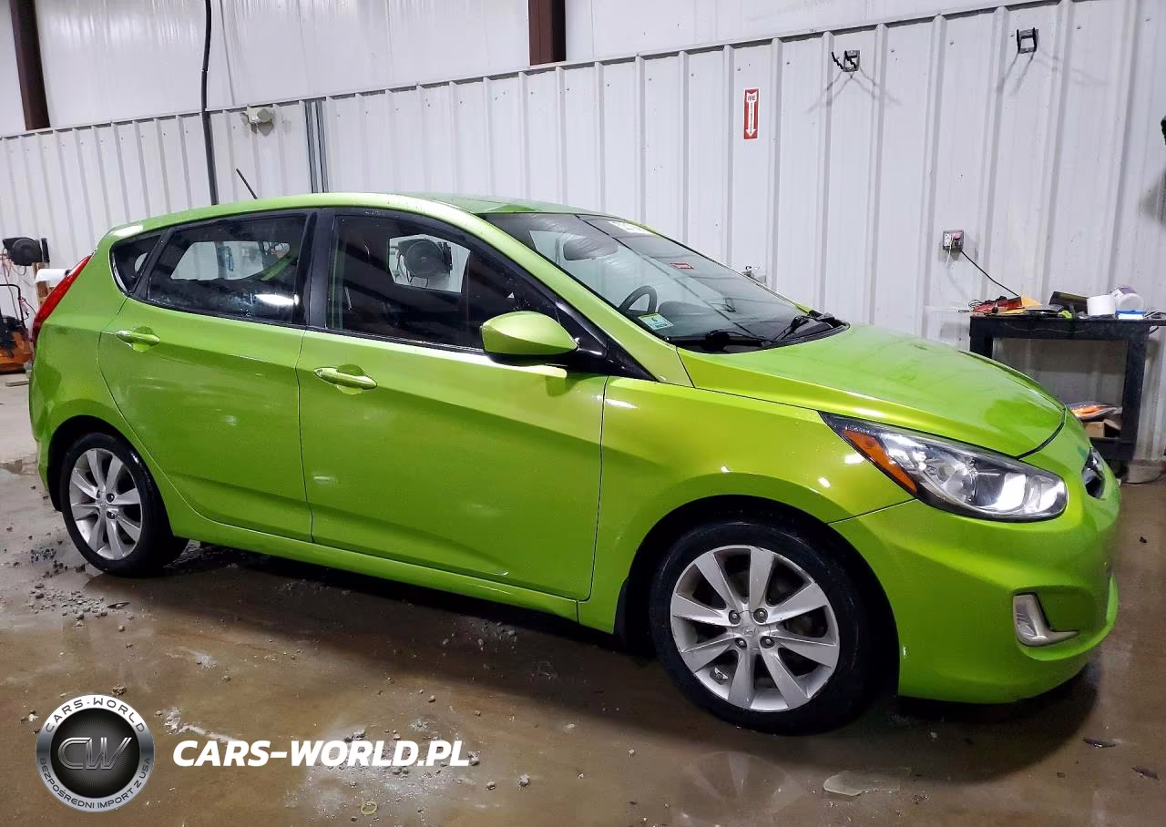 2012 Hyundai Accent Se VIN:KMHCU5AE9CU055466 - 4