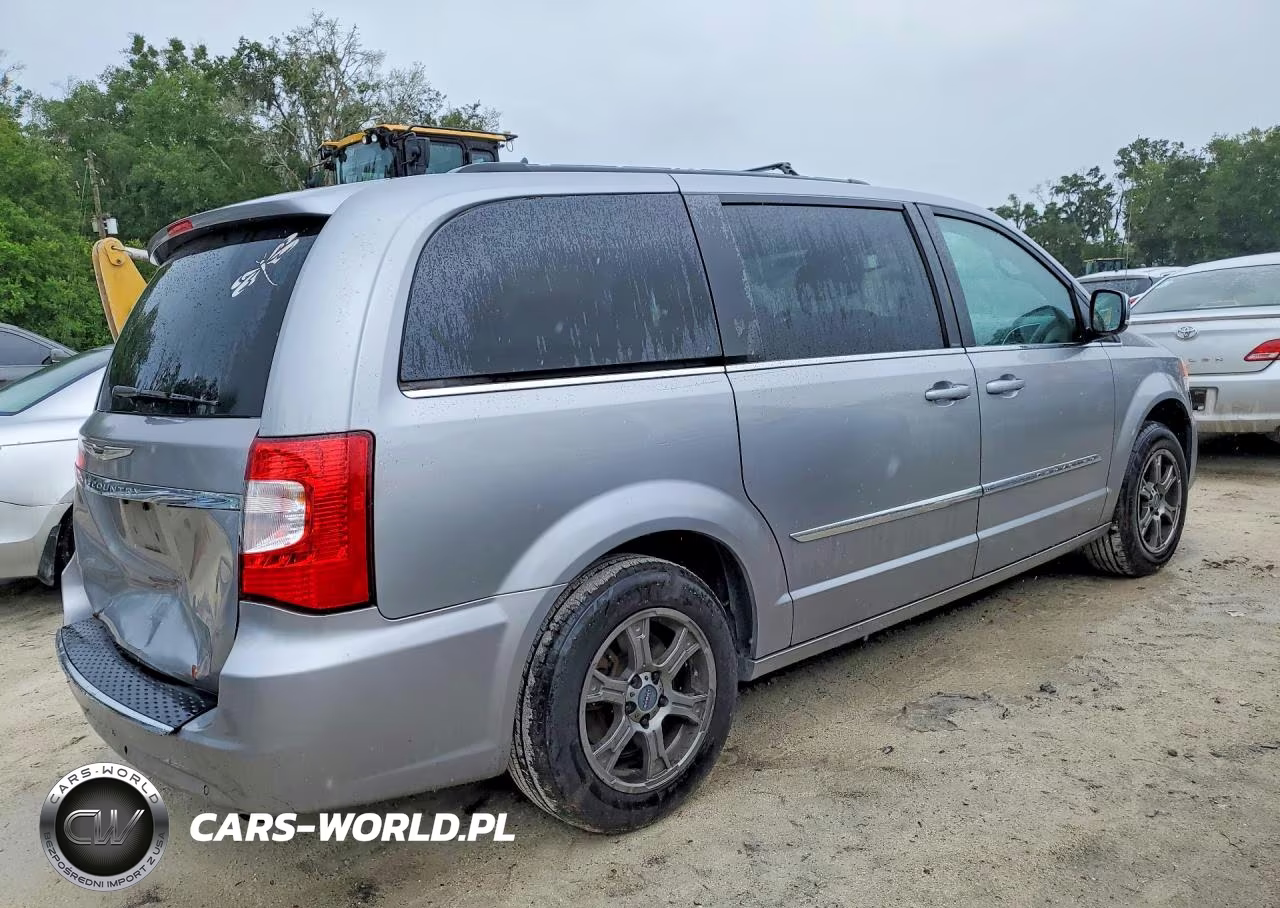 2013 Chrysler Town & Country Touring L VIN:2C4RC1CG1DR583588 - 3