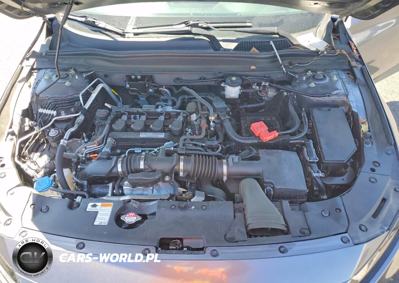 2018 Honda Accord Sport VIN:1HGCV1F3XJA259551 - 11