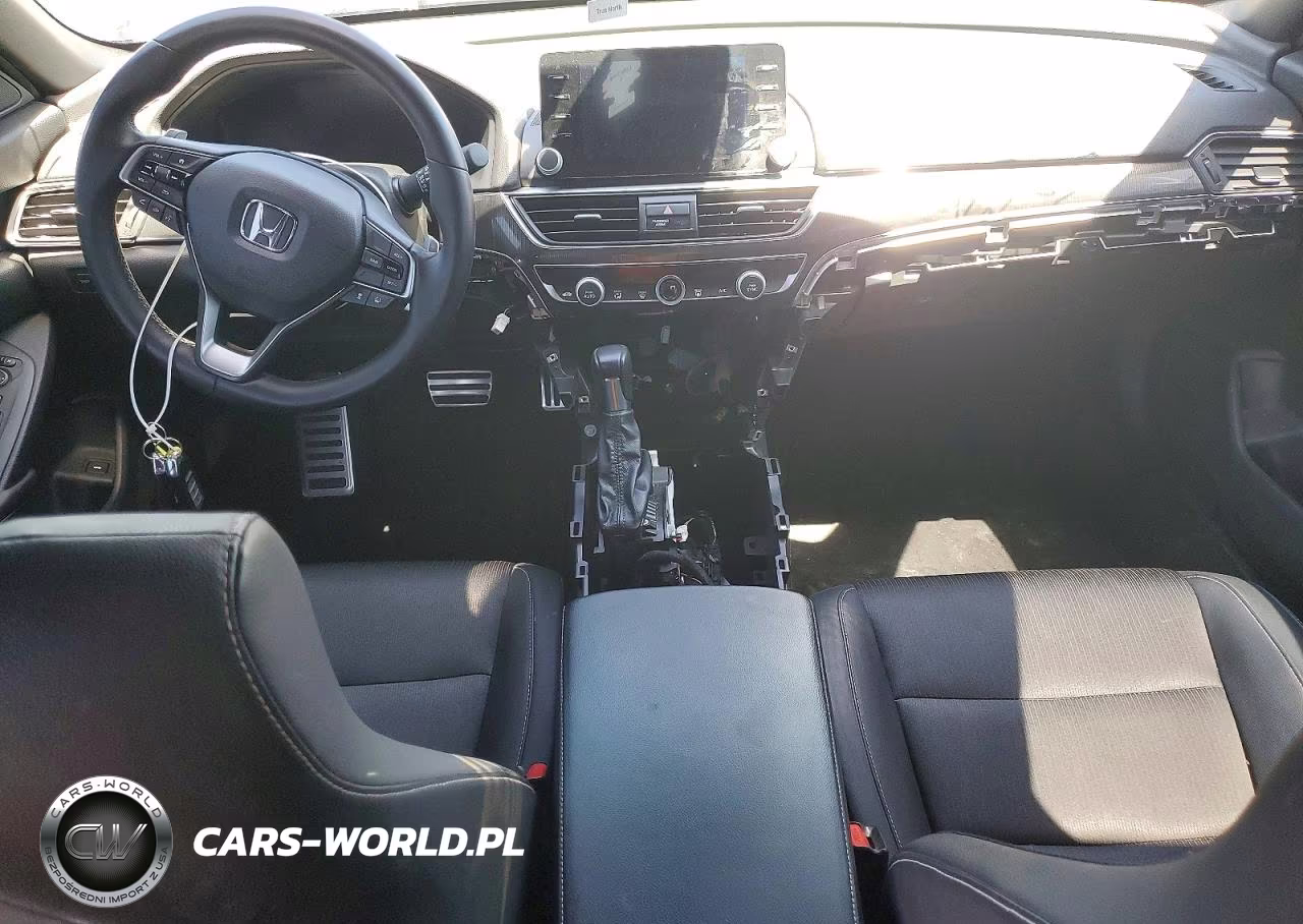 2018 Honda Accord Sport VIN:1HGCV1F3XJA259551 - 8