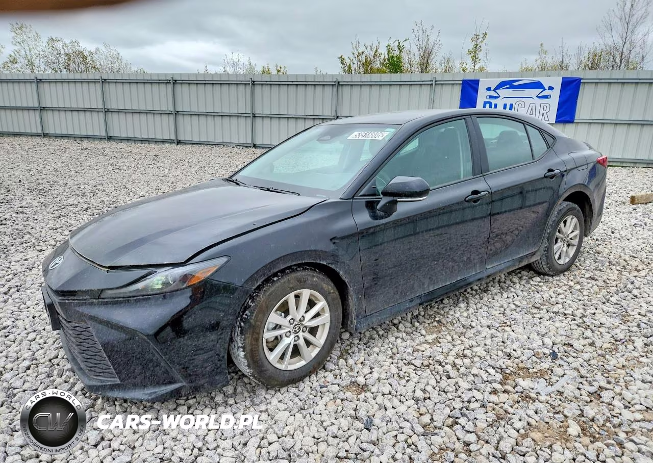 2025 Toyota Camry Le – zdjęcie 1 z 13