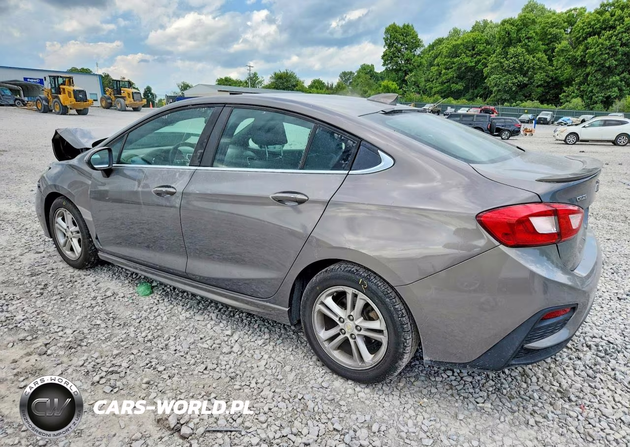 2018 Chevrolet Cruze Lt VIN:1G1BE5SM2J7159711 - 2
