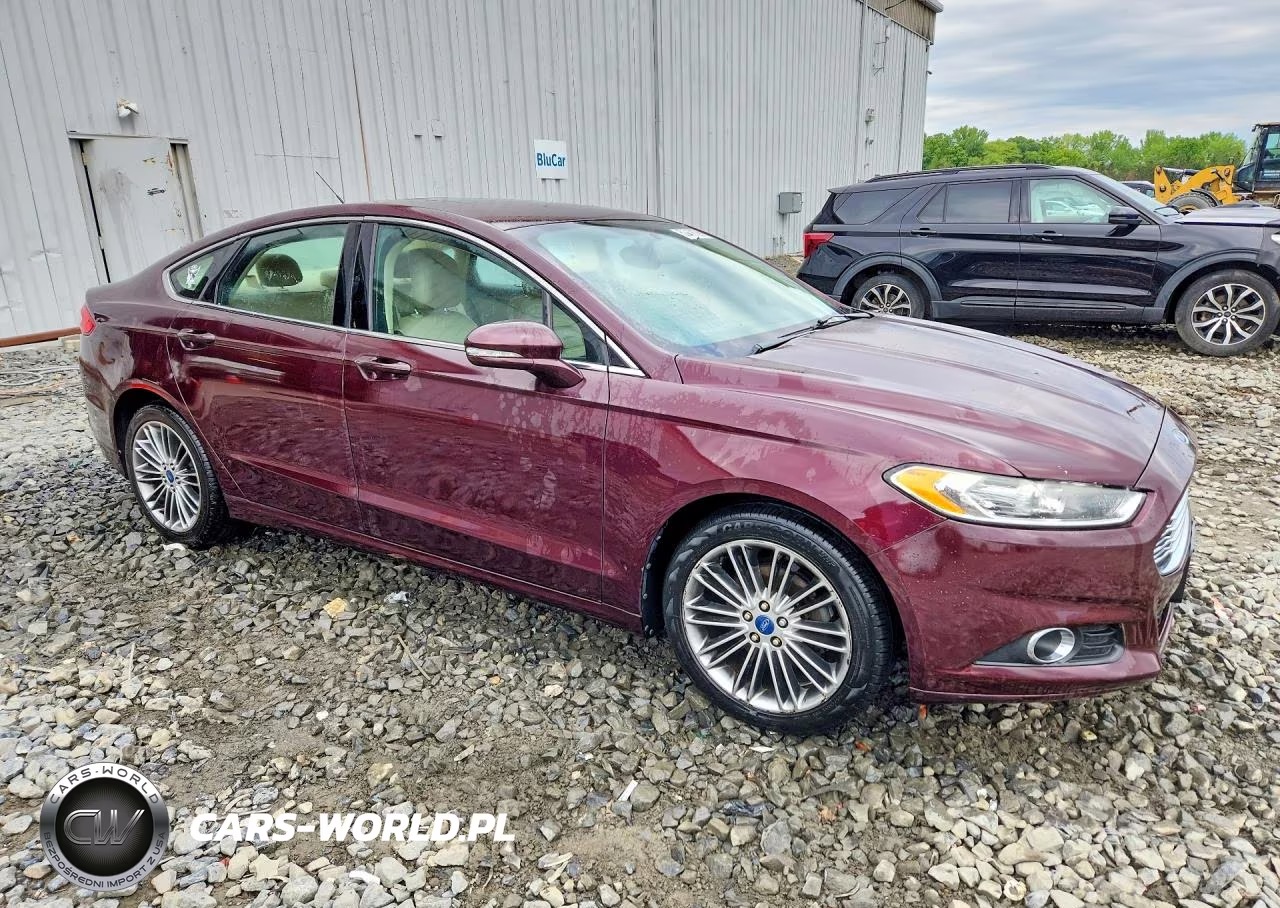 2013 Ford Fusion Se VIN:3FA6P0HR5DR187529 - 4