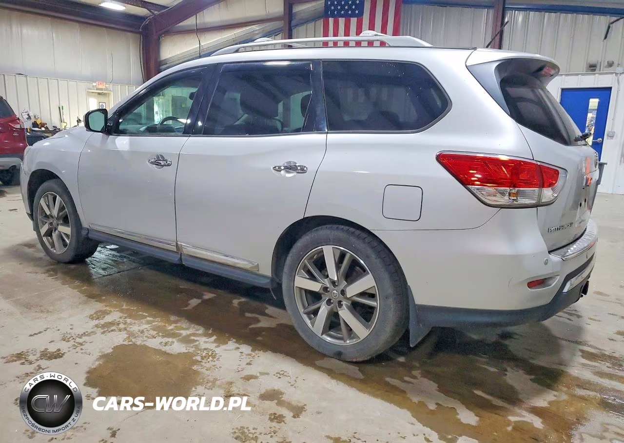 2014 Nissan Pathfinder VIN:5N1AR2MM1EC718158 - 2