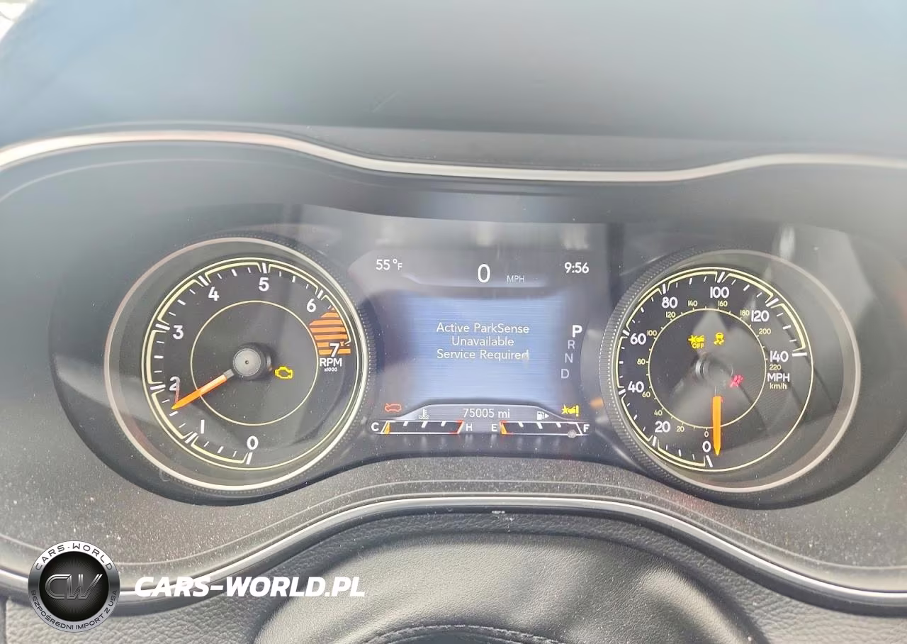 2023 Jeep Cherokee Altitude Lux VIN:1C4PJMMB2PD112462 - 9