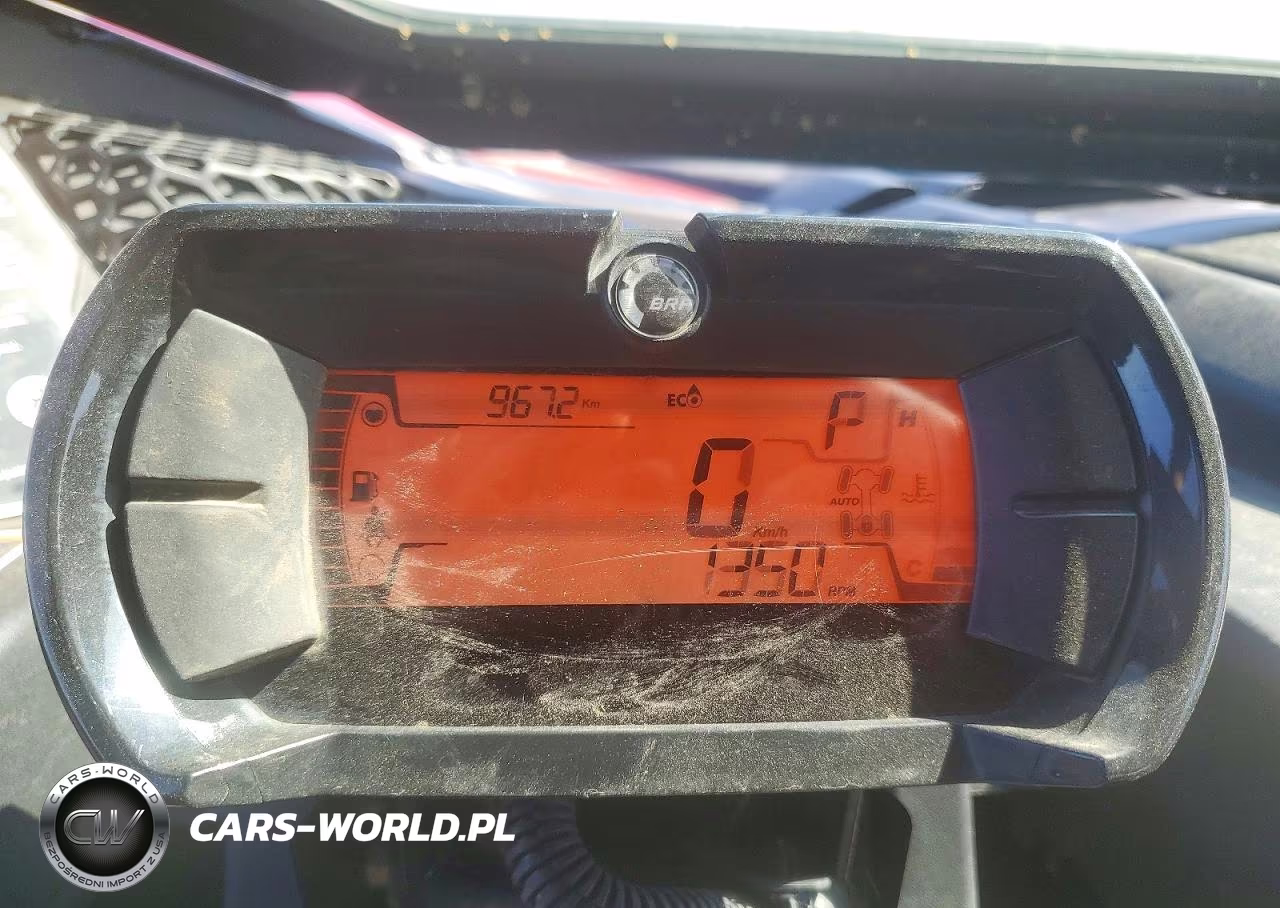 2025 Can-Am Maverick X3 Utility Vehicle VIN:3JBVMAY46SE000346 - 8
